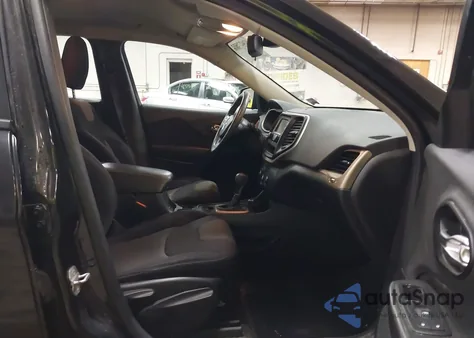 2014 Jeep Cherokee Sport z USA, uszkodzony, nr VIN 1C4PJMAB8EW146282